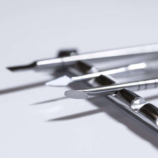 Metal Pick Pinsel & Tools Hilfsmittel für die Gelmodellage - zum Entfernen von Gelresten im Nagelhautbereich und im Seitenwall vor dem Aushärten Bio Sculpture