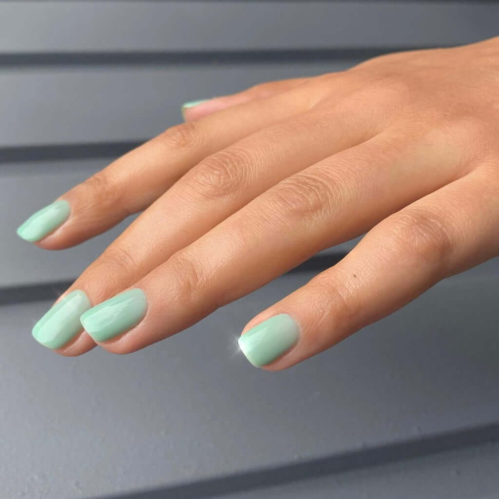 0100 Pistachio Green - BIOGEL BIOGEL BIOGEL Gelsystem Helles Pastellgrün Hergestellt in SüdafrikaBIOGEL by Bio Sculpture Bio Sculpture