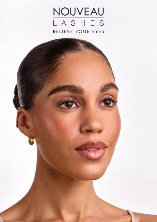 Digitale Nouveau Lashes Posterdatei Variante 1